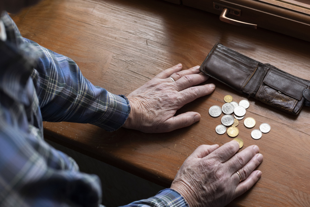 It Turns Out That Russians Are Unprepared for Poverty Illustration for news: It Turns Out That Russians Are Unprepared for Poverty