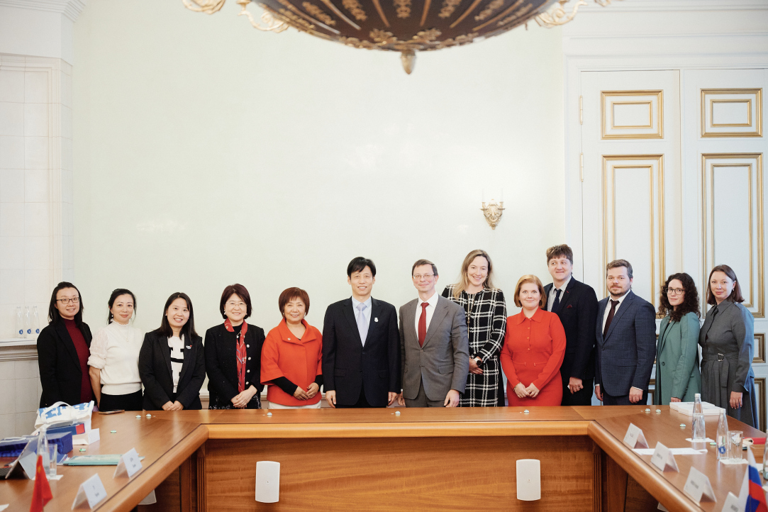 HSE Strengthens International Ties: Meetings with University Delegations from China and Kyrgyzstan Illustration for news: HSE Strengthens International Ties: Meetings with University Delegations from China and Kyrgyzstan